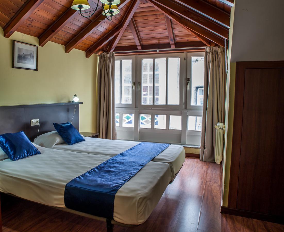 Hostal Hotil Coruna Centro ア・コルーニャ エクステリア 写真