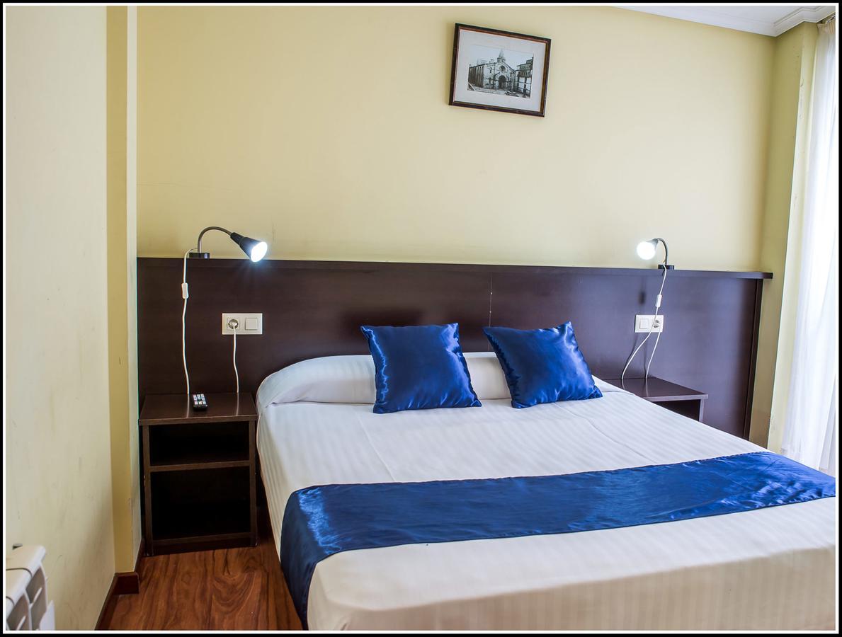 Hostal Hotil Coruna Centro ア・コルーニャ エクステリア 写真