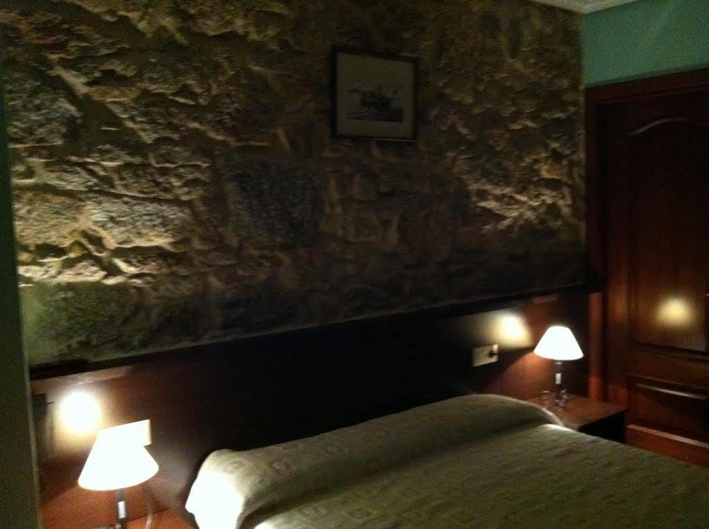 Hostal Hotil Coruna Centro ア・コルーニャ エクステリア 写真