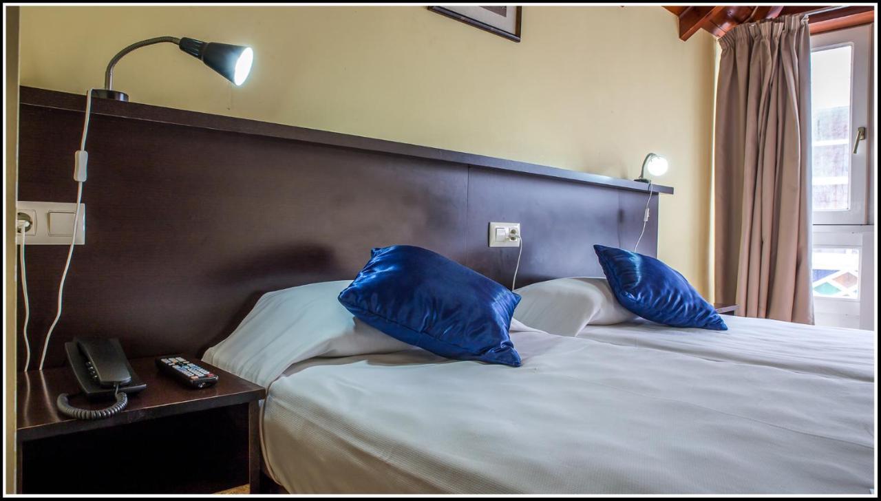 Hostal Hotil Coruna Centro ア・コルーニャ エクステリア 写真